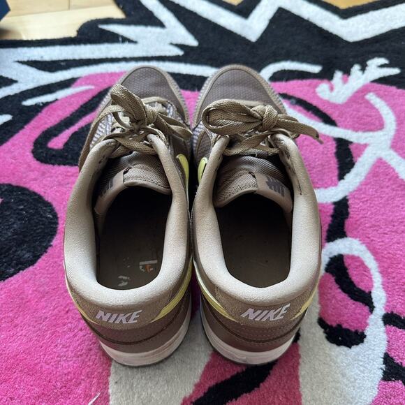 Undefeated x Nike Dunk Low Canteen – Size 11.5 – Used with Box - Picture 6 of 11